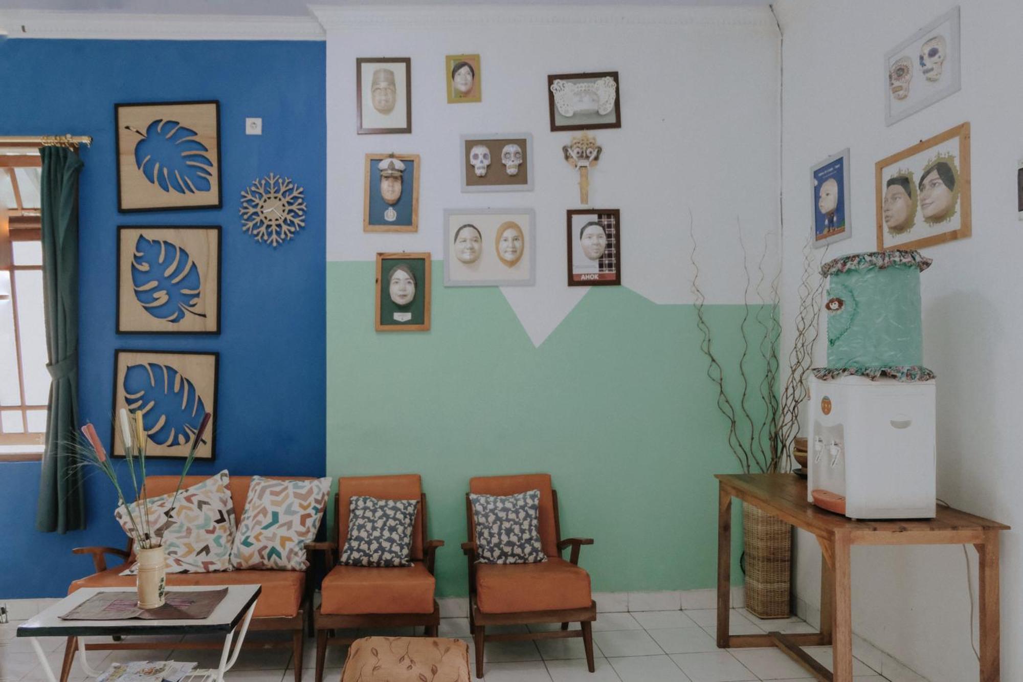 Glory Homestay Yogyakarta Esterno foto